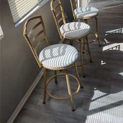 Bar Gold stools 