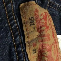 Guys Original Levis 541 33/30 Blue Color