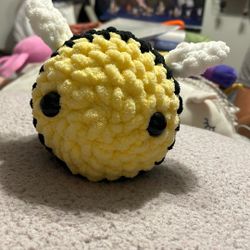 Crotchet Bumble Bee