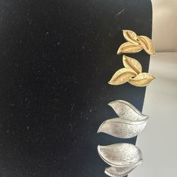 Vintage Trifari Clip-On Earrings Set - Gold & Silver Tone Leaf Earrings - Signed Trifari