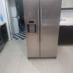 Samsung RS 277 Stainless Steel Refrigerator. Needs Compressor