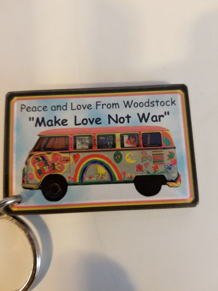 WOODSTOCK KEY CHAIN 