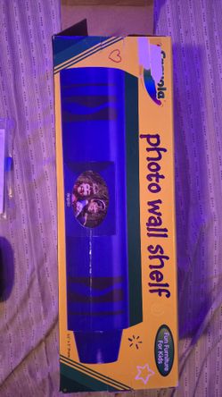 Crayola Photo Wall Shelf