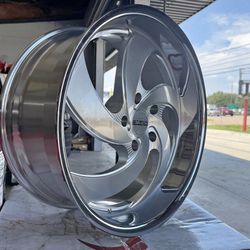 Strada Wheels 