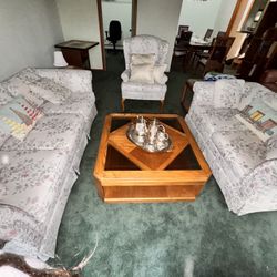 Cottage Core Vintage Floral Sofa Set