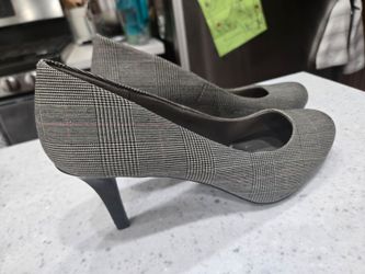 Comfort Plus Shoes size 8.5