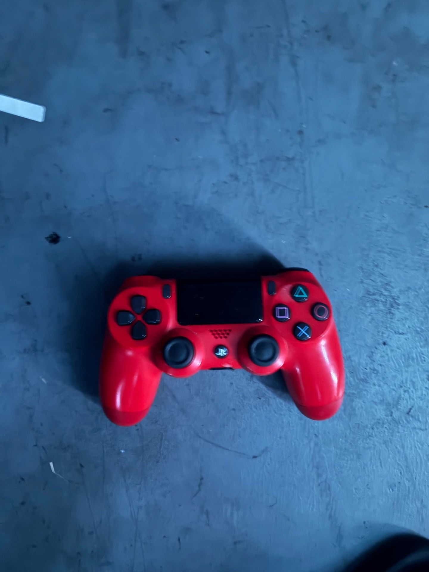 PS4 controller