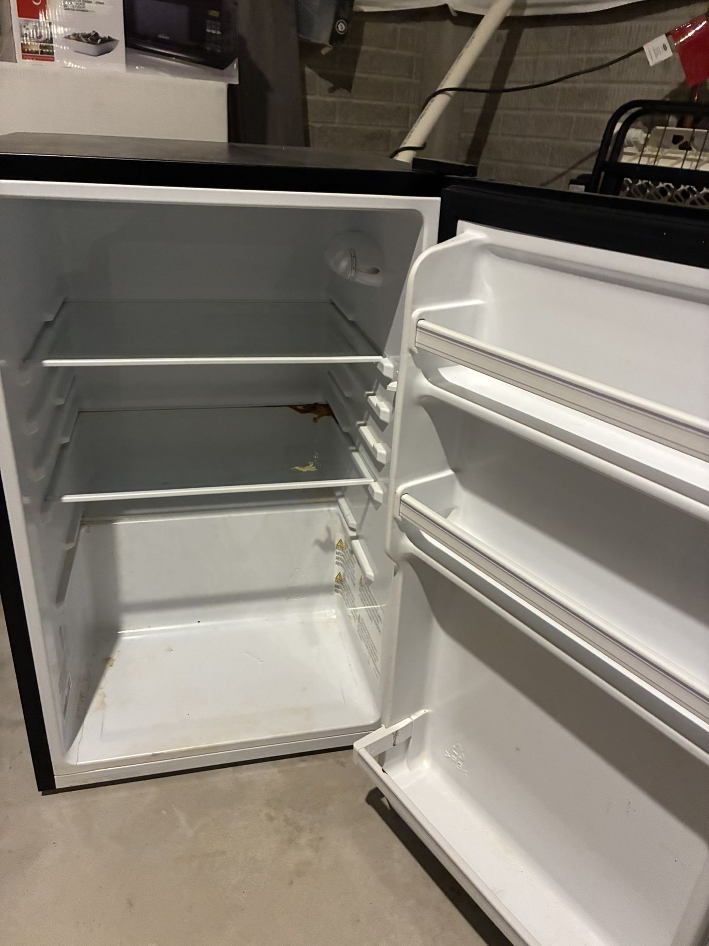 Compact Mini Fridge - Perfect for Dorm or Drinks