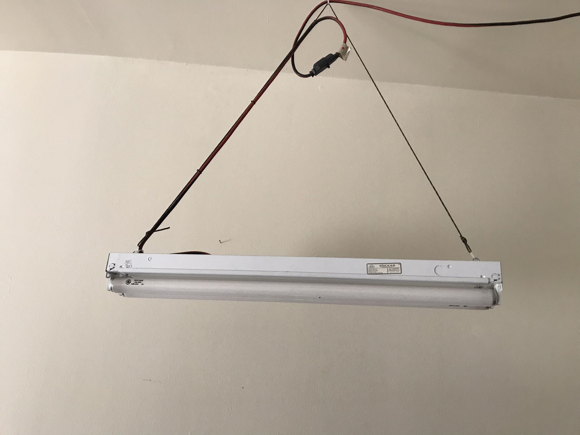 potable fluorescent light