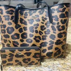 Coach Leopard Tote With Wallet 