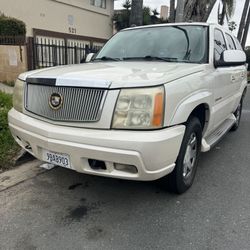 2005 Cadillac Escalade Parts 
