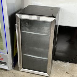 Glass Door Mini Fridge 