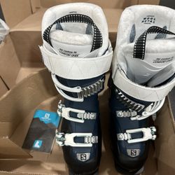 Woman Ski boots Salomon QST Acces 70W 23.5