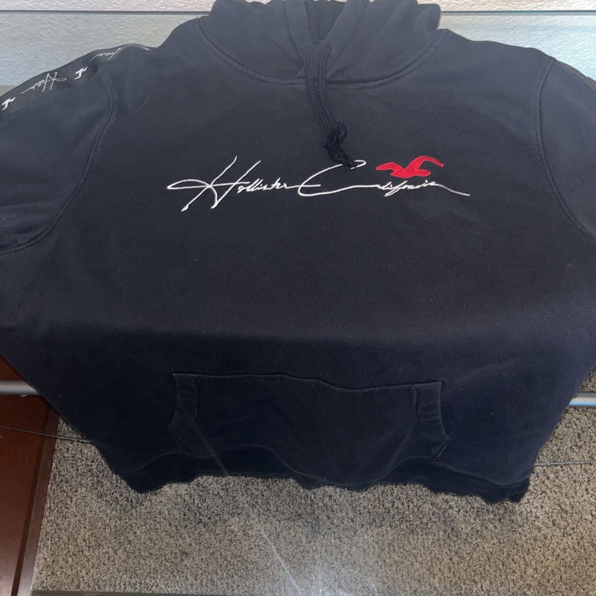 Men’s XL Hollister Hoodie Black