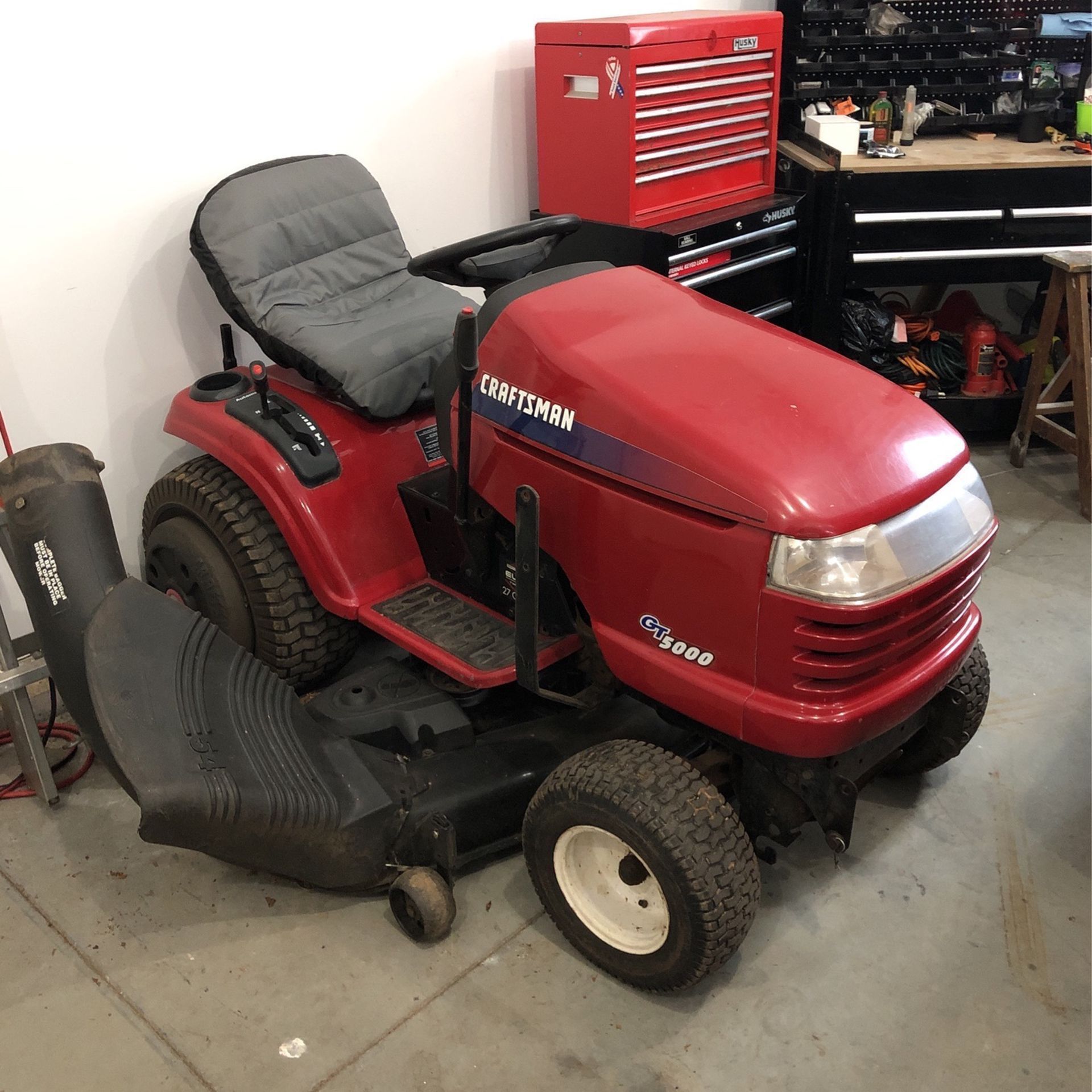 Sears Craftsman GT 5000 Garden Tractor for Sale in Guilford CT