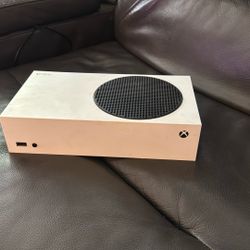 Xbox Series S Bundle