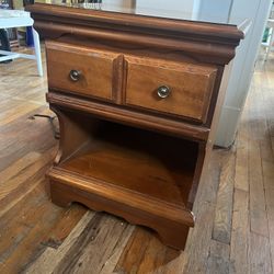 Nightstand/end Table