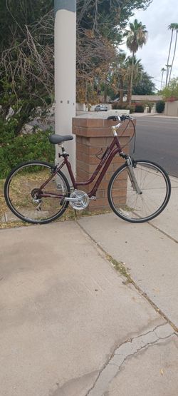 Womens Trek 7300 Bike
