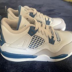 Jordan 4 Military Blue Size 11c