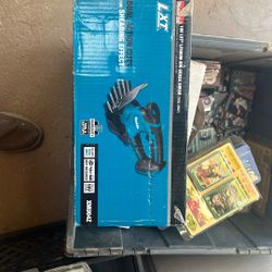 Makita Grass Sheer 18v