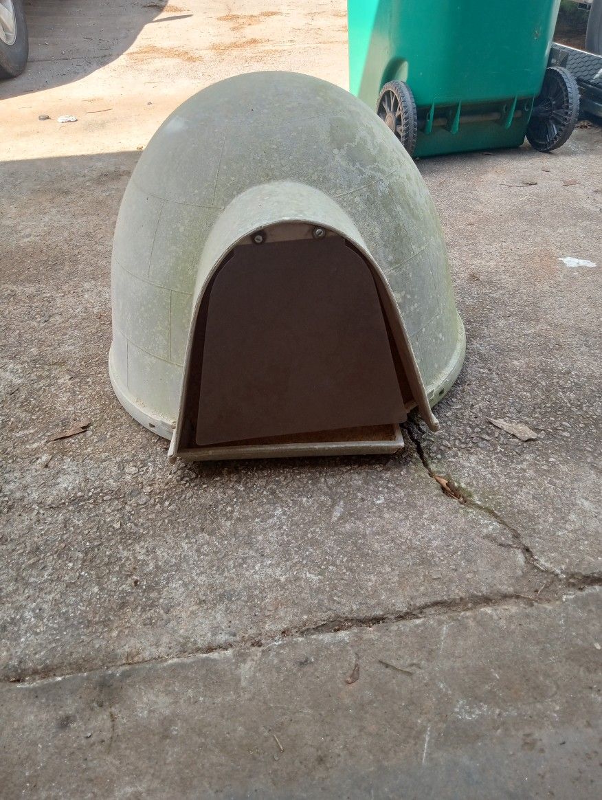 Small Doghouse