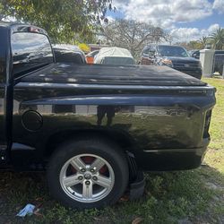 2008-2001 Dodge Dakota rear bed