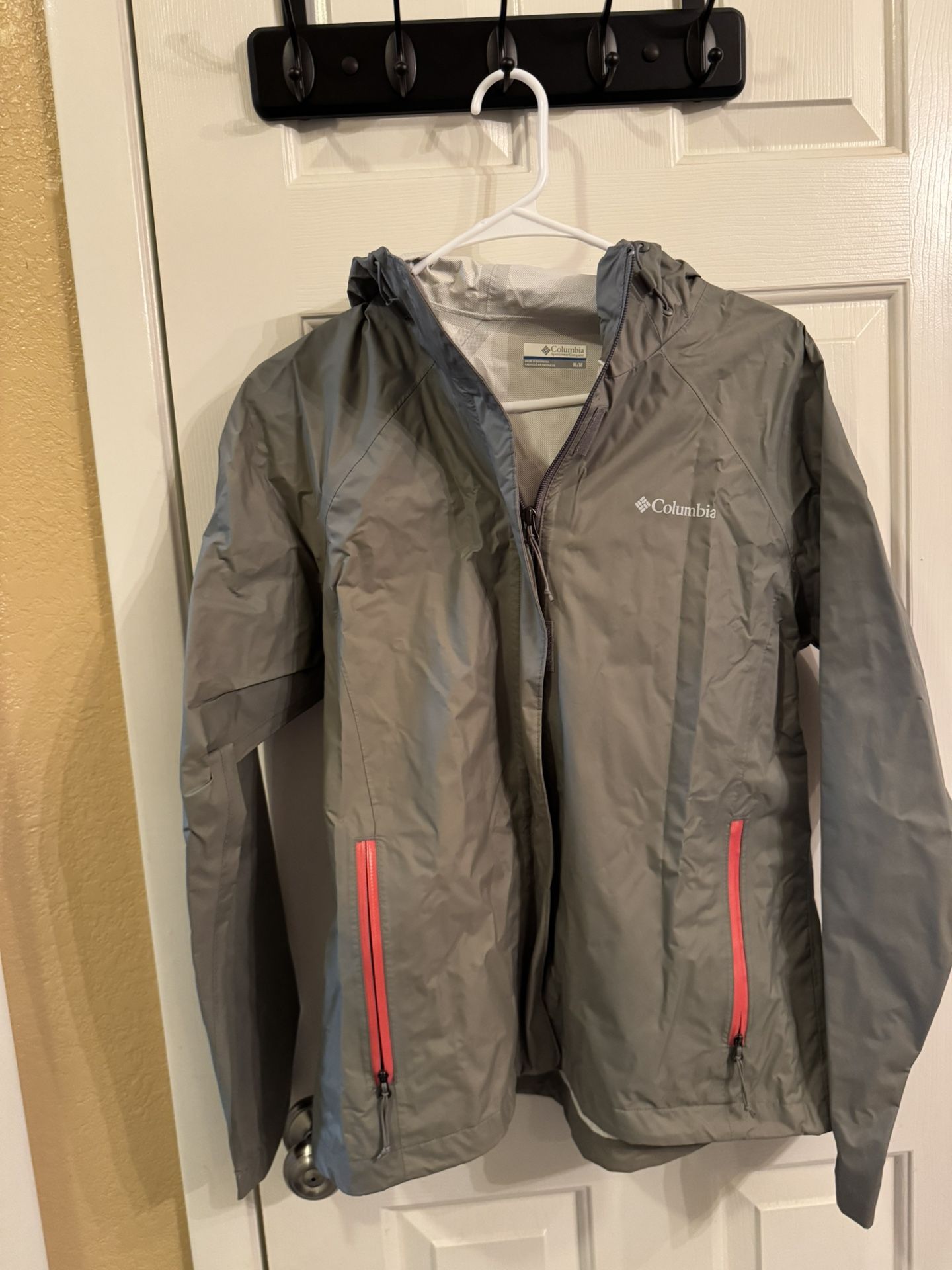 Columbia Rain Jacket Women’s