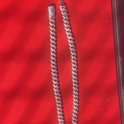 GLD Iced Cuban chain 