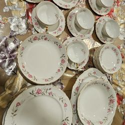Vintage High end 40 piece floradora China set pink flowers gold trim white