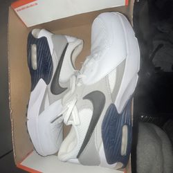 Nike Air Max Excee – Men’s Size 10 – White/Grey/Navy – $150 OBO