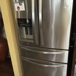 Stove Samsung And Refrigerator Whirlpool For Sale  