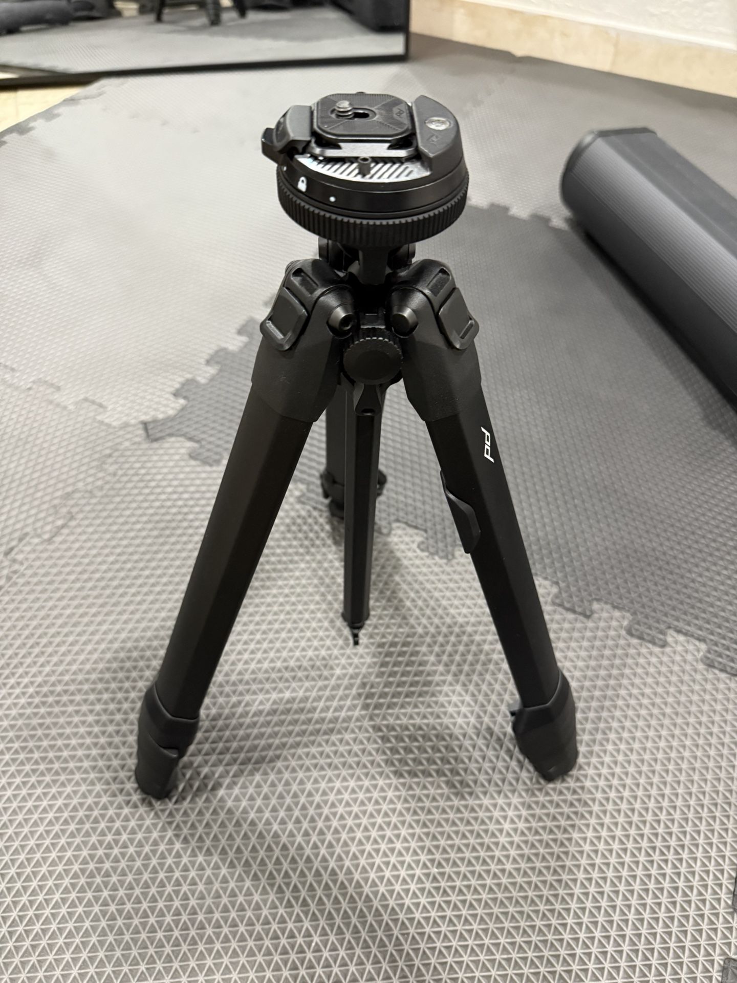 Peak Design Travel Tripod - Aluminum 