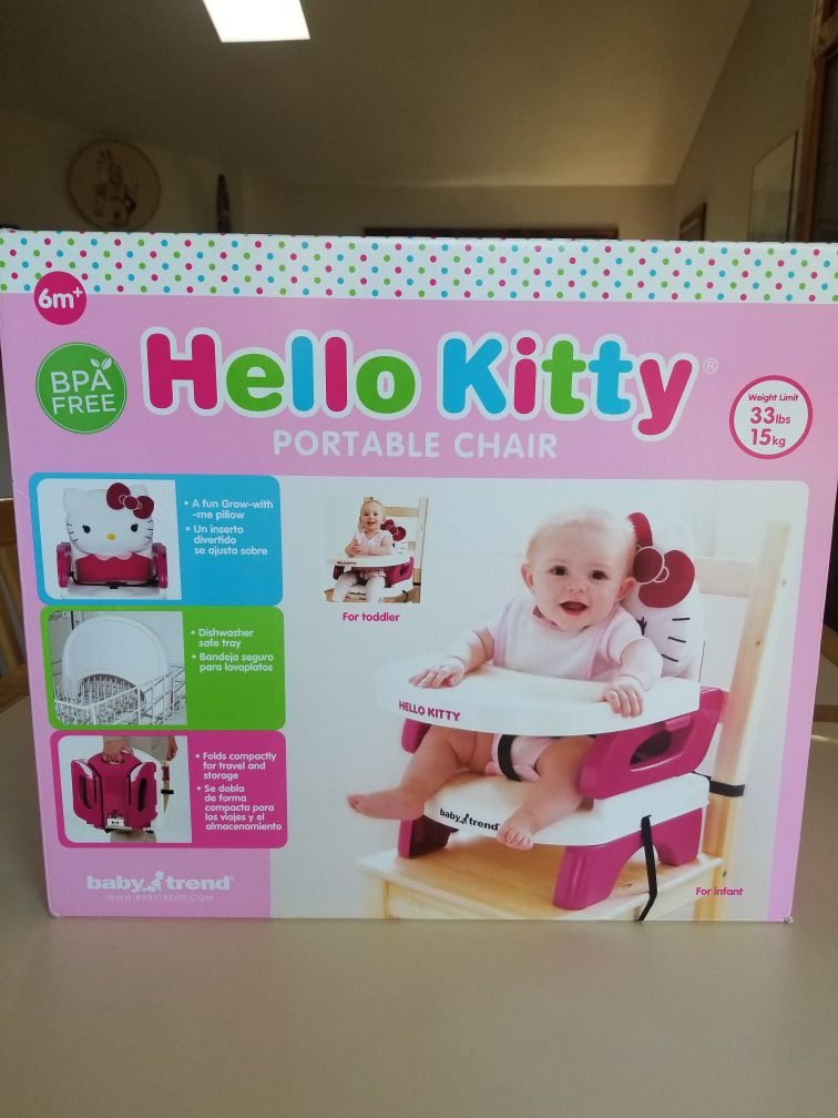 NEW IN BOX HELLO KITTY PORTABLE CHAIR. PICK UP MIDDLEBORO ONLY.