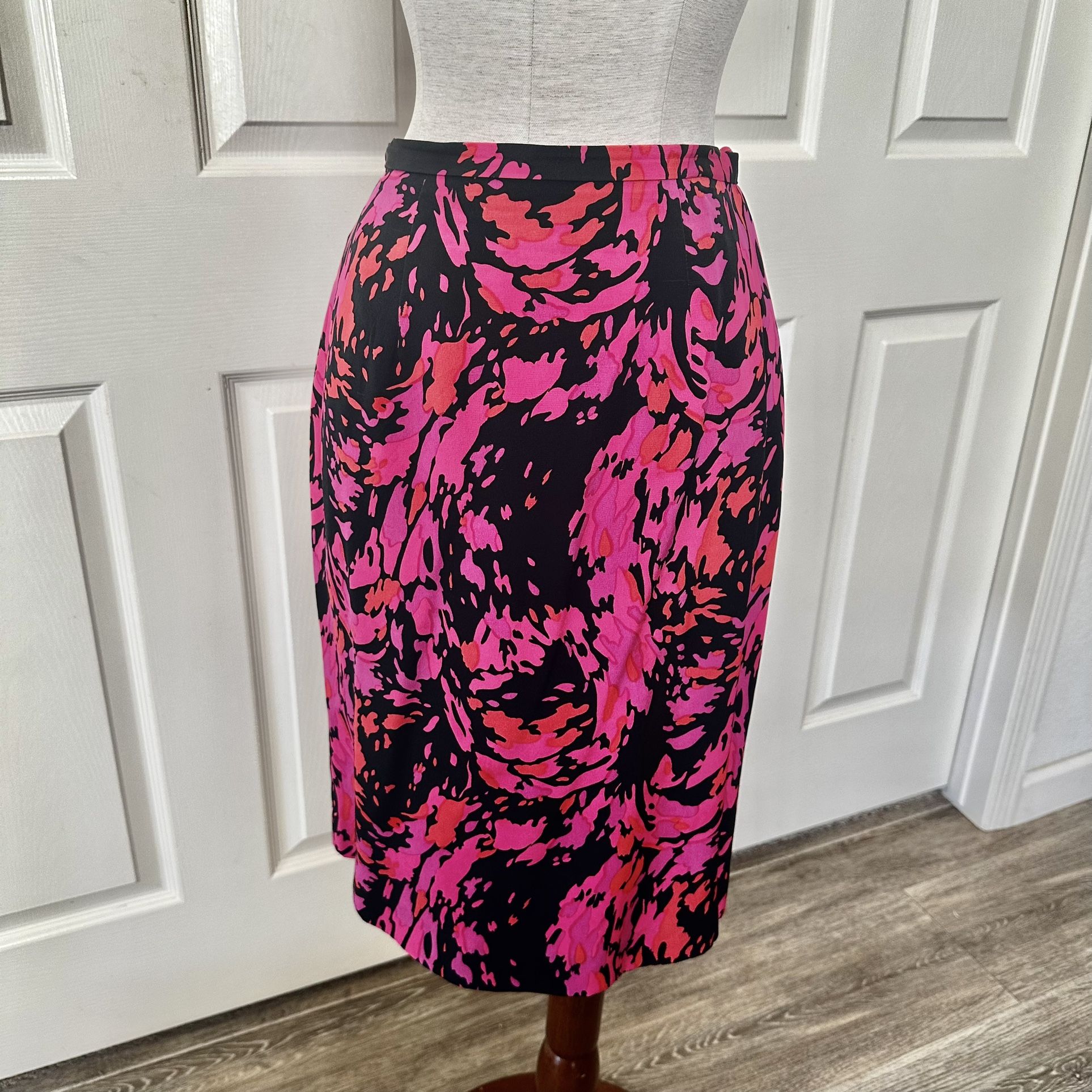 Studio g Pink Silk Pencil Skirt 