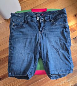 Torrid Bermuda Shorts Size 22