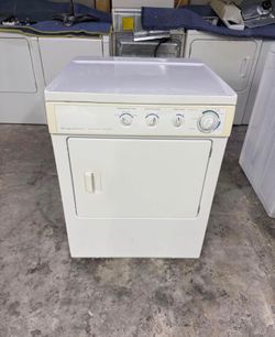 Frigidaire front load Electric Dryer, drying machine,  Clean, tested and ready to go. You may test at my location.
60 day warranty on all appliances. 
