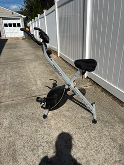 WESLO PURSUIT CT 3.3 STATIONARY EXERCISE BIKE