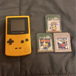 Gameboy Color With Games (READ DESCRIPTION BEFORE MESSAGING)