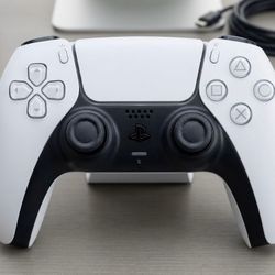 Sony PS5 DualSense Wireless Controller - White