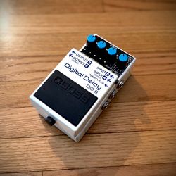 BOSS DD-8 Digital Delay Pedal Compact Versatile Stereo FX !! TAKING OFFERS!!