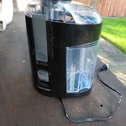 Fruit and Vegetable juice extractor