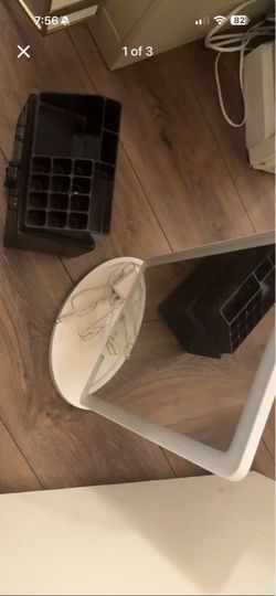 Light up mirror with makeup organizer