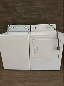 Kenmore washer and dryer laundry set