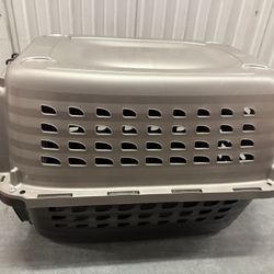 Petmate Kennel