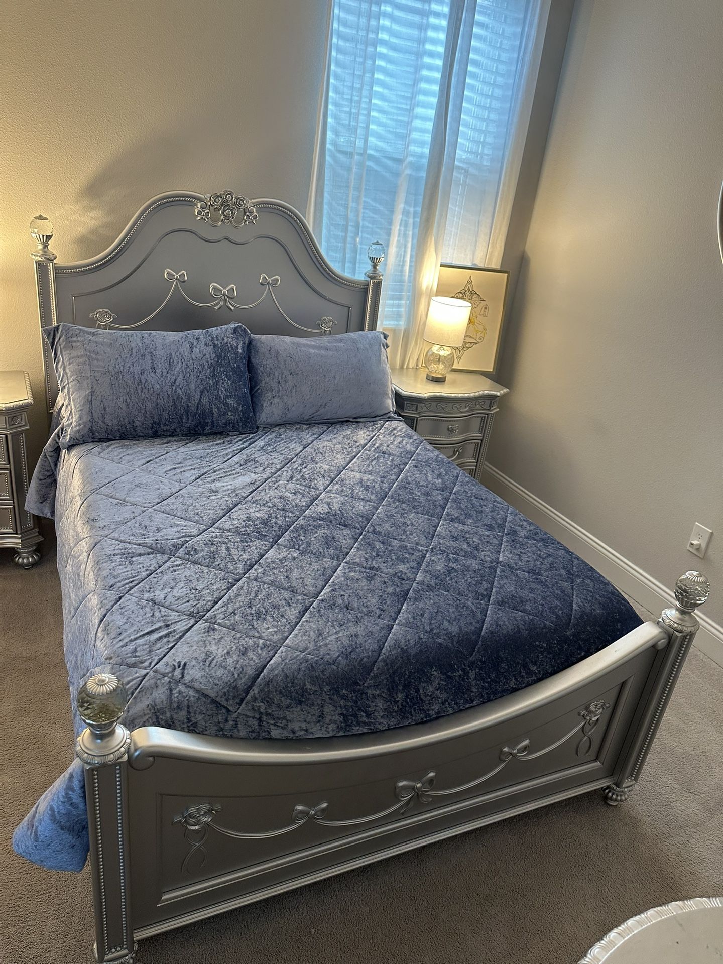 Queen Disney Cinderella Bedroom Set 