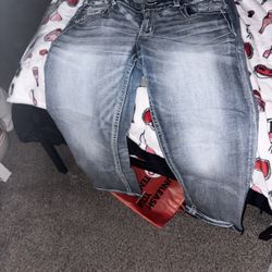 Women’s Miss Me Jeans 