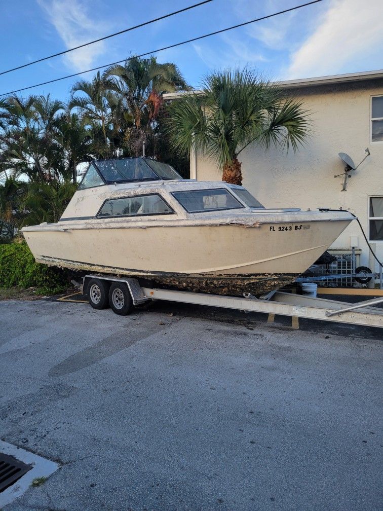 FREE BOAT, TRAILER 4000.00