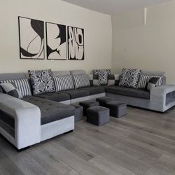 Modern Gray Sectional w/ Storage & Chaise - Like New - Delivery available