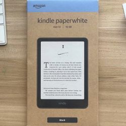 Amazon Kindle Paperwhite 12th Generation - 16GB - 7” - Black