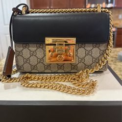 Gucci Supreme Monogram Padlock Small Shoulder Bag